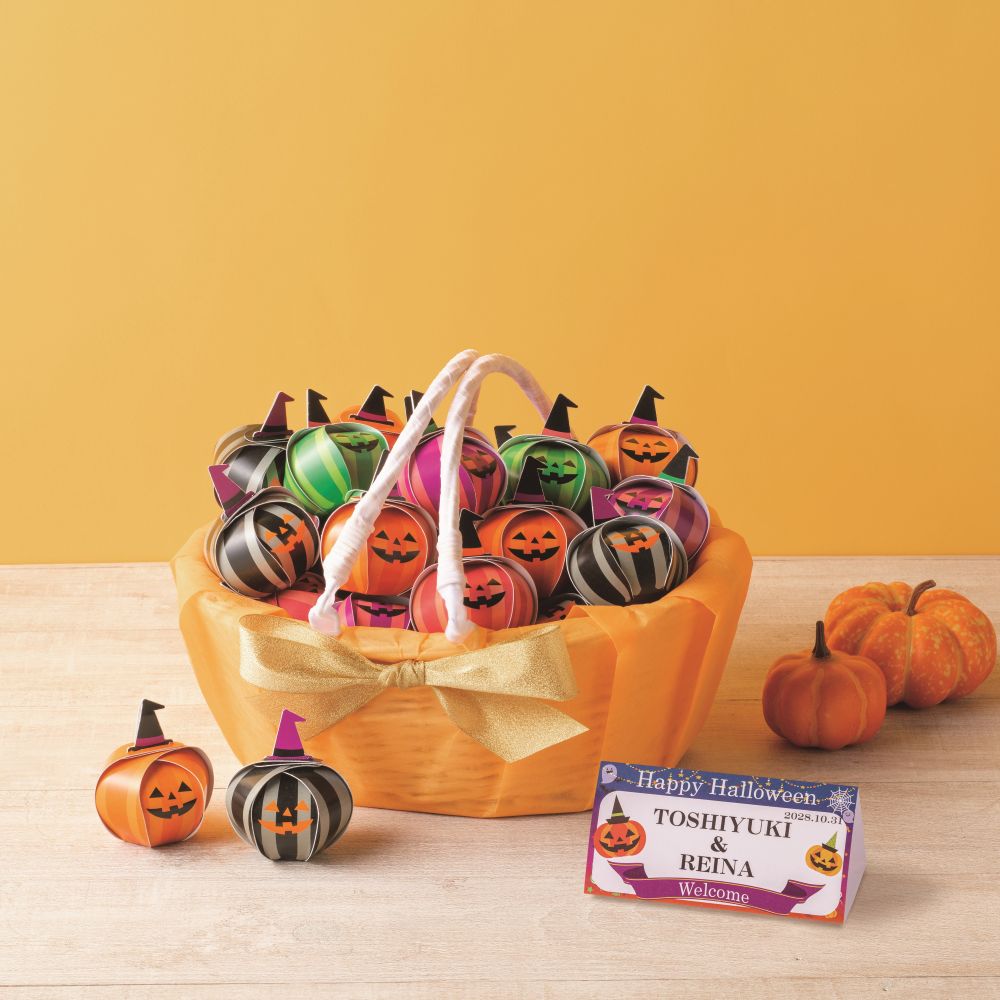 【30コ】プチギフト お菓子　名入れプレート付き　ハピハピハロウィン（ストロベリークランチ）30個セット ※お届け期間 9月15日から10月31日　結婚式 二次会 ウェルカムボード ウェディング チョコ 個包装 お菓子 焼き菓子 ウェルカムスペース 装飾 ハロウィン プチ