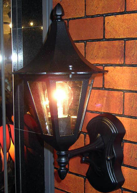 玄関照明 EW040/BU 屋外照明 エクステリアライト ポーチライト 輸入 イタリア アルミ鋳造 ガラス アンティーク風 レトロ トラディショナル ヨーロッパ風