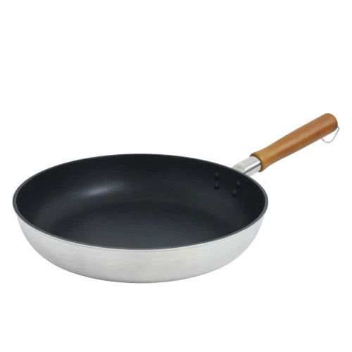 Rakuten - 【送料無料】ウルシヤマ金属工業 匠技 極 フライパン 32cm ガス火用 TWK-F32
