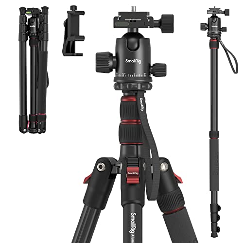 適合性このカメラ用三脚は、DSLRカメラ用、スポーツカメラ用、ミラーレスカメラ用など、1/4-20および3/8-16ネジ穴を持つすべてのカメラと機器に普遍的に適合しています。また、やプロジェクターにも使用できます。🔥ご注意：望遠ズームレンズを搭載したカメラには、より良いバランスのために、三脚マウントリングを追加購入するか、望遠レンズブラケットを購入する必要があります。 2-IN-1三脚と一脚変換アルミニウム製の三脚は簡単に一脚や三脚に変えることができ、ハイキングや旅行に行くのに最適です。 また、中央のポールを反転させて、ローアングル撮影やマクロ撮影を可能にします。3つのクイックリリースフリップロックを備えた4セクションのコラムレッグにより、作業高さを60cmから180cmまで数秒で調整できます。 43cmの折り畳みサイズは、屋外での写真撮影のためにどこにでも簡単に持ち運びできます。 36MM360°雲台直径が36mm未満の他のボールヘッド（例：28mm、22mm）と比較して、36mmヘッドはより優れた安定性を提供できます。 特別に設計された36mmの金属製ボールヘッドは360°回転可能で、水平方向と垂直方向に任意の角度で写真を撮ることができます。また、三脚の上部にある両頭ネジのデザインにより、三脚のボールヘッドは取り外し可能です。パノラマ三脚は、1/4-20およびタップ付きボールまたは流体ヘッドと互換性があります。 最大負荷15 kgDSLR用三脚は、最大耐荷重15kg、安定性に優れた高品質のアルミ合金製です。手が震えることを心配せずに、写真やビデオのフレーミングと準備に集中できます。 三脚の重さは1530gで、軽量の三脚には収納袋が付いているので、どこにでも簡単に持ち運ぶことができます。 パッケージ内容他の三脚とは異なり、この三脚にはブラケットに3つの1/4 ネジ穴が追加されており、外部マジックアーム、、モニターなどのニーズを満たすことができます。パッケージに含まれるもの：三脚* 1、スマートフォン ホルダー*1、収納袋* 1、クイックリリースプレート* 2、L字型六角レンチ* 3、取扱説明書* 1、ステンレス製フットスクリュー*3。適合性このカメラ用三脚は、DSLRカメラ用、スポーツカメラ用、ミラーレスカメラ用など、1/4-20および3/8-16ネジ穴を持つすべてのカメラと機器に普遍的に適合しています。また、やプロジェクターにも使用できます。🔥ご注意：望遠ズームレンズを搭載したカメラには、より良いバランスのために、三脚マウントリングを追加購入するか、望遠レンズブラケットを購入する必要があります。 2-IN-1三脚と一脚変換アルミニウム製の三脚は簡単に一脚や三脚に変えることができ、ハイキングや旅行に行くのに最適です。 また、中央のポールを反転させて、ローアングル撮影やマクロ撮影を可能にします。3つのクイックリリースフリップロックを備えた4セクションのコラムレッグにより、作業高さを60cmから180cmまで数秒で調整できます。 43cmの折り畳みサイズは、屋外での写真撮影のためにどこにでも簡単に持ち運びできます。 36MM360°雲台直径が36mm未満の他のボールヘッド（例：28mm、22mm）と比較して、36mmヘッドはより優れた安定性を提供できます。 特別に設計された36mmの金属製ボールヘッドは360°回転可能で、水平方向と垂直方向に任意の角度で写真を撮ることができます。また、三脚の上部にある両頭ネジのデザインにより、三脚のボールヘッドは取り外し可能です。パノラマ三脚は、1/4-20およびタップ付きボールまたは流体ヘッドと互換性があります。 最大負荷15 kgDSLR用三脚は、最大耐荷重15kg、安定性に優れた高品質のアルミ合金製です。手が震えることを心配せずに、写真やビデオのフレーミングと準備に集中できます。 三脚の重さは1530gで、軽量の三脚には収納袋が付いているので、どこにでも簡単に持ち運ぶことができます。 パッケージ内容他の三脚とは異なり、この三脚にはブラケットに3つの1/4 ネジ穴が追加されており、外部マジックアーム、、モニターなどのニーズを満たすことができます。パッケージに含まれるもの：三脚* 1、スマートフォン ホルダー*1、収納袋* 1、クイックリリースプレート* 2、L字型六角レンチ* 3、取扱説明書* 1、ステンレス製フットスクリュー*3。