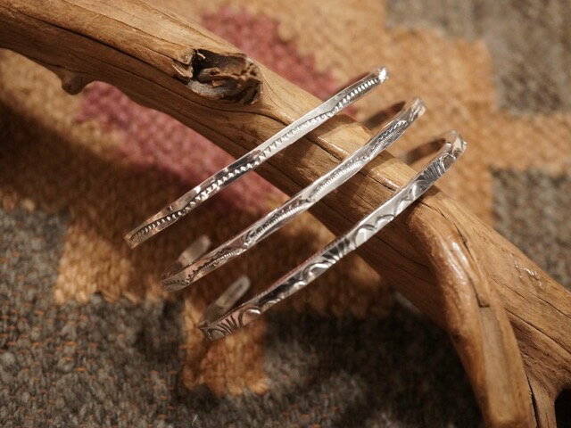 INDIAN JEWELRY NAVAJO SQUARE SILVER BANGLE / インディアン ジュエリー ナバホ スクエア シルバーバングル