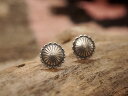 INDIAN JEWELRY : STAMPED DESIGN STERLING SILVER STUD EARRINGS / インディアン ジュエリー スタン...