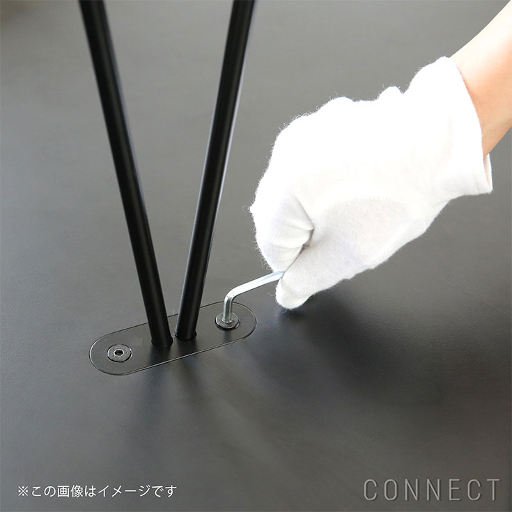 【DINING SET キャンペーン対象】CARL HANSEN & SON(カール・ハンセン&サン) E020 EMBRACE TABLE / オーク材・オイル仕上げ・ブラックラミネート・ステンレス脚 φ79.5cm / テーブル [3]