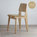 Vitra（ヴィトラ） / Chaise Tout Bois（シェーズ トゥ ボワ） / ナチュラルオーク・ダークオーク / 日本仕様・SH43cm / チェア 【ジャン・プルーヴェによる全木製椅子「シェーズ トゥ ボワ」の日本仕様が登場！】 シートハイは標準仕様より3cm低い「43cm」。日本で標準とされる天高72cmのテーブルや他社の日本仕様の名作家具と組み合わせやすくなりました。 フランスのデザイナーJean Prouve（ジャン・プルーヴェ）による『Chaise Tout Bois（シェーズトゥボワ）』 フランス語でChaise Tout Bois（オール ウッド チェア）という名前の通り、第二次世界大戦の数年前にデザインされたプルーヴェの代表作である「スタンダード」を元に、 大戦中の金属不足を解消すべく誕生した、木材のみを用いた椅子です。 今回の復刻にあたり、ネジを使わない1941年当時のデザインが忠実に再現されていますが、大きさや座面の高さは現代の暮らしに合わせて調節されています。 材質 本体：オーク材（クロアチア産 無垢材，アメリカ産 プライウッド） ラッカー仕上 カラー：ナチュラルオーク/ダークオーク サイズ W460×D490×H775 （約mm） SH430（約mm）※床から座面中央までの高さ デザイナー Jean Prouve（ジャン・プルーヴェ） ブランド Vitra（ヴィトラ）/スイス シリーズ Chaise Tout Bois Item No. ナチュラルオーク：210645EF ダークオーク：210645EC 備考 インテリア/チェア ※スタッキング不可 ※標準仕様・SH46cmはこちら ※ご利用のモニターの設定により、色・素材の見え方などが実際の商品と多少異なる場合がございます。