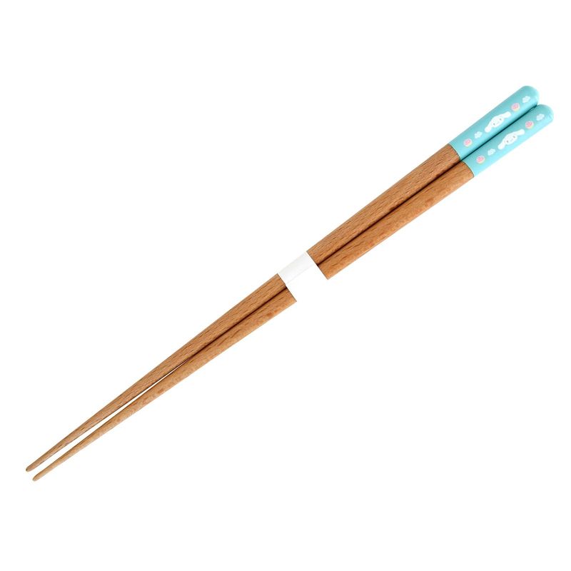 【メーカー・ブランド名】金正陶器【JAN】4964412302144【個装サイズ】3×24×2cm【重量】70【商品説明】生産国:日本サンリオキャラクターズから可愛い塗箸が登場。丸みを帯びたヘッドのカラー塗箸とさりげないイラストが食卓に馴染むデザイン。サンリオキャラクターズのかわいいテーブルウェア箸 ケース/お箸 セット/コンビセット/ランチグッズ/お弁当弁当 おしゃれ 生活雑貨　仕事 一人暮らし 通勤 通学【広告文責】株式会社コネクトゲート TEL:06-6599-8021