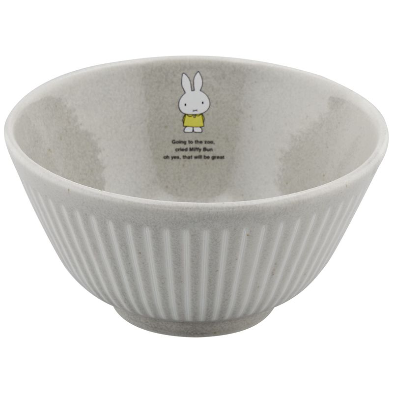 【メーカー・ブランド名】金正陶器【JAN】4964412411013【個装サイズ】12.8×12.9×6.9cm【重量】240【商品説明】生産国:日本。オランダの絵本作家・グラフィックデザイナーのディック・ブルーナさんが描いた絵本の主人公ミッフィー。世界中の人々に愛され続けているうさぎの女の子。落ち着いたグレーカラーが大人かわいい器です。サイズ：120×60mm素材：陶製※MADE　IN　JAPAN【広告文責】株式会社コネクトゲート TEL:06-6599-8021