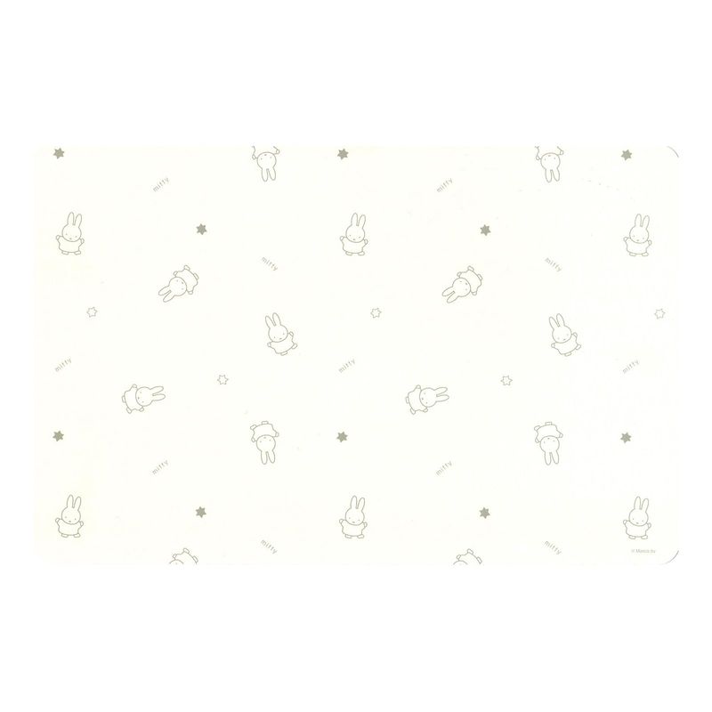 【メーカー・ブランド名】金正陶器【JAN】4964412445346【個装サイズ】29.2×43.5×0.1cm【重量】60【商品説明】生産国:中国食べ物や飲み物をこぼしてもサッと拭き取れるランチョンマットは、子育て中のママにも離乳食のお子様にもうれしい便利なアイテム。シンプルで淡い色合いの優しい柄。商品サイズ:約43.5×28cm商品重量:0.02kg素材:ポリプロピレン(耐熱60度)(C) Mercis bv【広告文責】株式会社コネクトゲート TEL:06-6599-8021