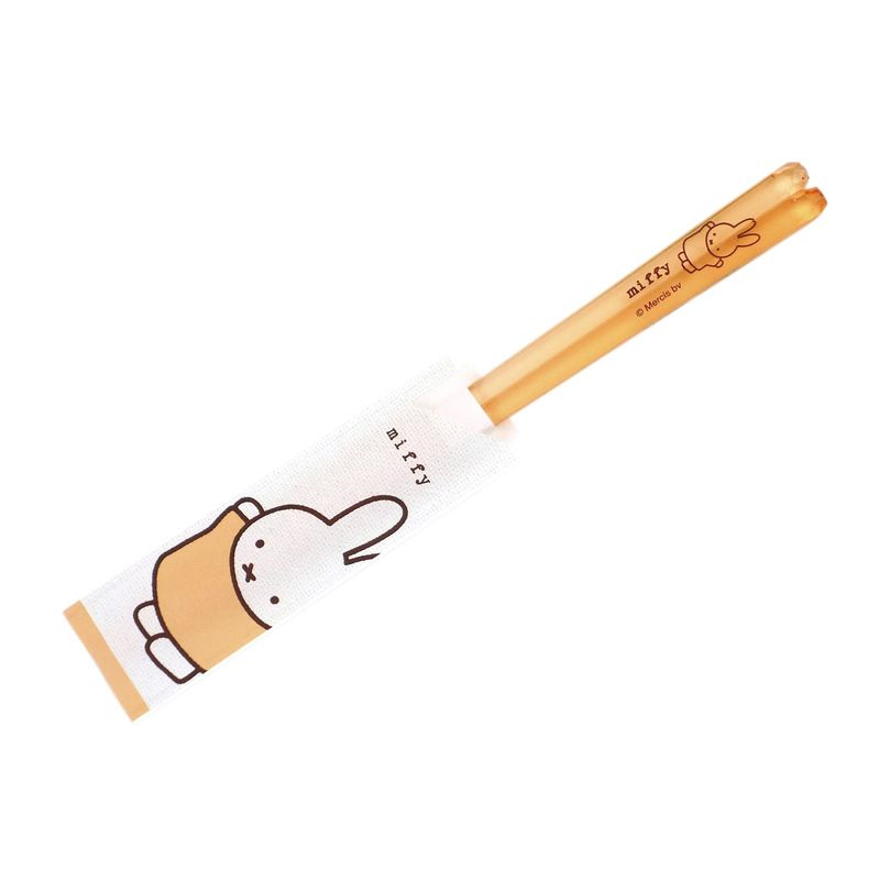 【メーカー・ブランド名】金正陶器【JAN】4964412490841【個装サイズ】4.1×24.7×0.8cm【重量】30【商品説明】生産国:日本普段使いの気取らないコットンのような温かみのあるデザインが魅力。大人の方が使いやすい23cmです。商品サイズ:約23cm商品重量:0.03kg素材:メタクリル樹脂 (耐熱100℃)Illustrations Dick Bruna &copy copyright Mercis bv【広告文責】株式会社コネクトゲート TEL:06-6599-8021