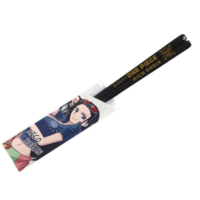 【メーカー・ブランド名】金正陶器【JAN】4964412491565【個装サイズ】4.1×25×1cm【重量】20【商品説明】大人気ワンピース麦わらの一味10人が勢揃い。ワンピースファンに嬉しいラインナップです。幅広い世代にお使いいただけるデザイン。透明のクリア箸に雲母金の海賊旗がプリントされたお箸です。【広告文責】株式会社コネクトゲート TEL:06-6599-8021