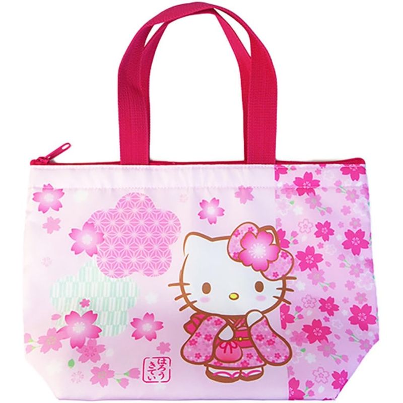 【メーカー・ブランド名】ナカジマコーポレーション【JAN】4548643191786【個装サイズ】20×30×10cm【重量】100【商品説明】和柄の保冷保温ミニトートが登場なし和デザインがかわいい！保冷も保温もできるミニトートオリジナルの着物柄もポイント素材・材質:ポリエステル生産国:中国【広告文責】株式会社コネクトゲート TEL:06-6599-8021