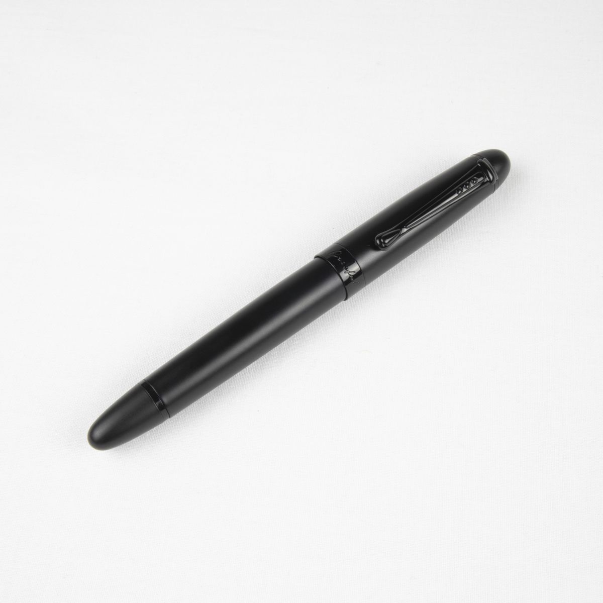 Greeful グリーフル 万年筆 オールブラック カートリッジ1本つき 細字 F字
