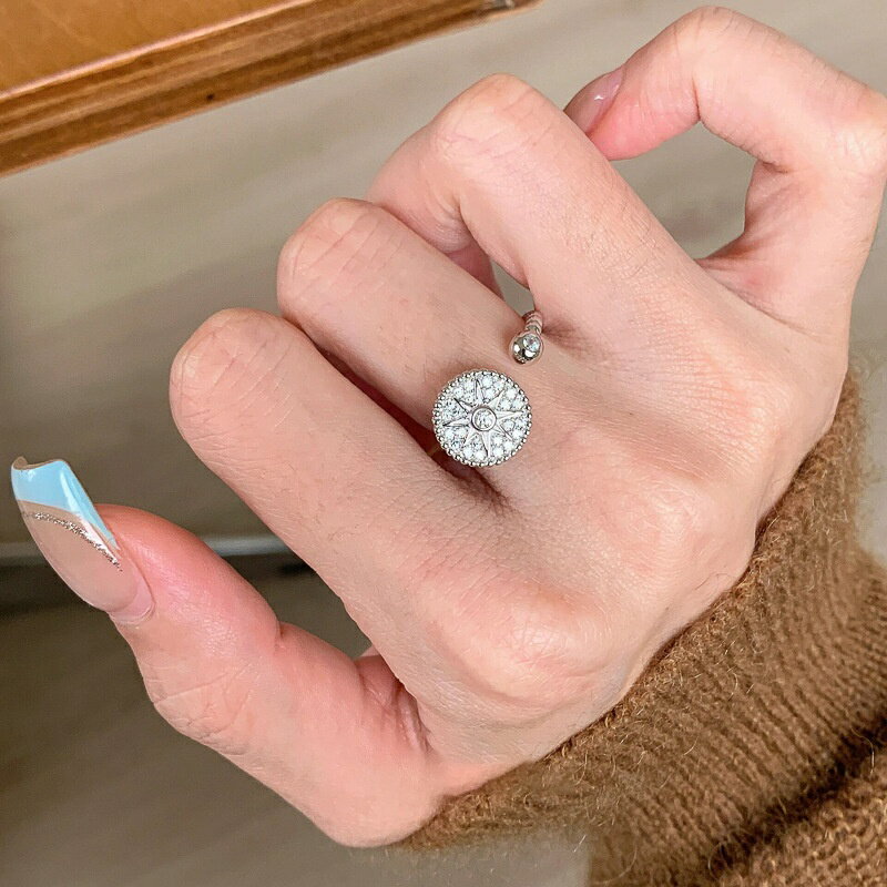 White Coral - リング 指輪 レディース シルバー オープンリング 星芒 デザイン 満鑽 変色しない ファッション おしゃれ デイリー 通勤 プレゼント ギフト コンパス 星型 活口 軽奢風 KURASHIPET