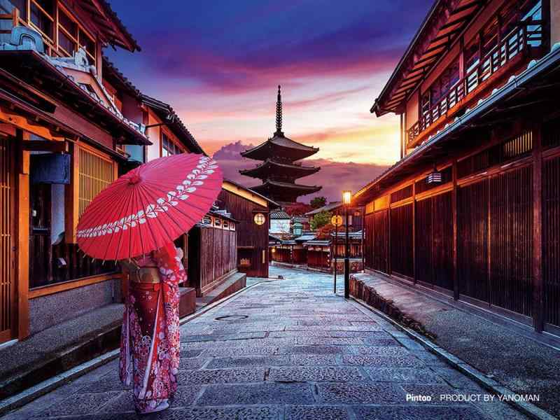 150ピース ジグソーパズル 夕日と八坂通 【プチパリエクリア】