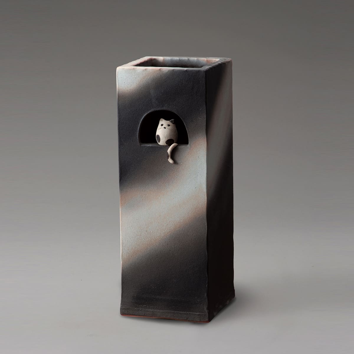【メーカー直送】小窓ねこ角型傘立 [信楽焼]
