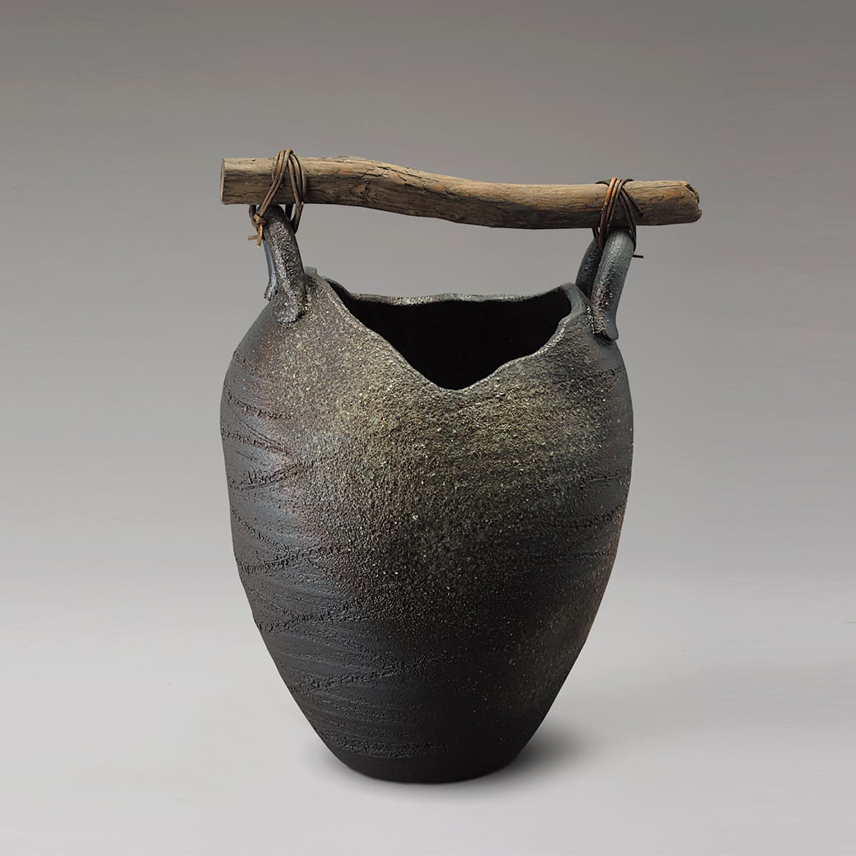 【メーカー直送】壺型流木傘立 [信楽焼]