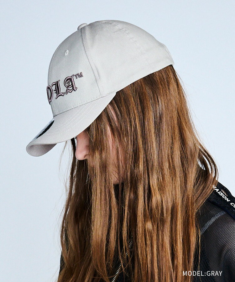 《 COOLA オリジナル 3D エンブロイダリー CAP グレー 》 キャップ 帽子 ベースボールキャップ 日よけ対策 刺繍 ロゴ 日除け HEADWEAR ヘッドウェア 春 夏 秋 冬 オールシーズン 新作 個性的 シンプル カジュアル キレイめ スポーティ ストリート モード ユニセックス
