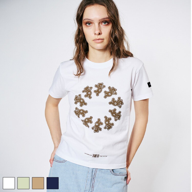 Rakuten - 《 COOLA サークル ベアー プリント コンパクト Tシャツ ホワイト 》 クーラ TOPS トップス カットソー コンパクトティー 半袖 半袖ティー クマ テディベア ロゴ プリントティー アニマル 動物 おしゃれ レディース カジュアル ストリート レディースファッション デイリー