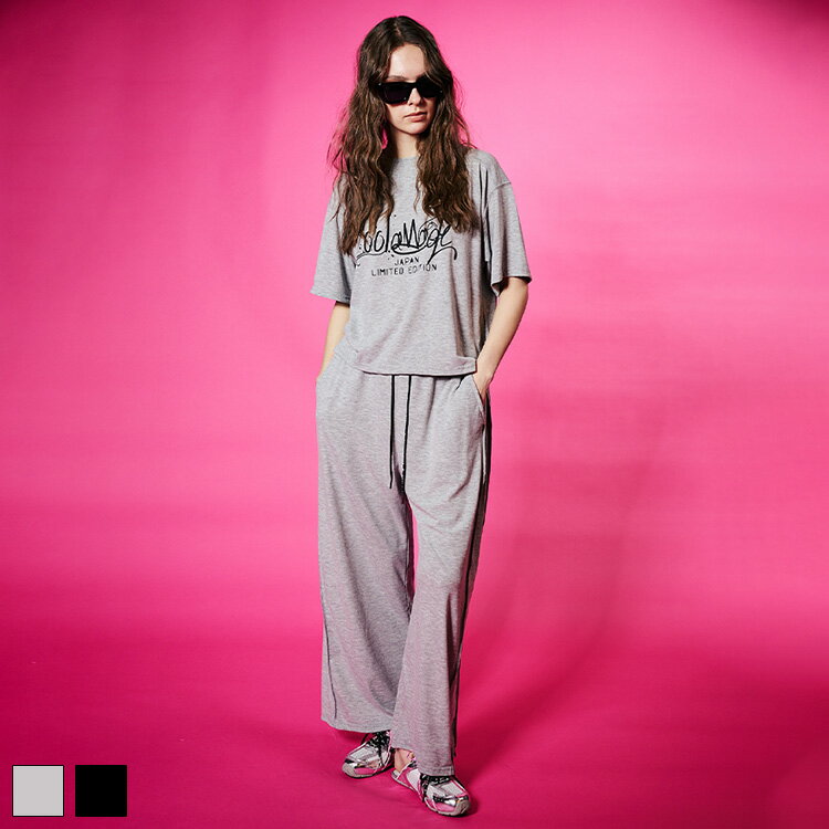 Rakuten - 《 COOLA グラフィティ プリントクロップド Tシャツ & パンツ グレー 》 クーラ セットアップ SETUP 上下セット カットソー 落ち感 ドレープ ロゴ トップス TOPS ボトムス BOTTOMS PANTS おしゃれ レディース カジュアル ストリート レディースファッション モード デイリー