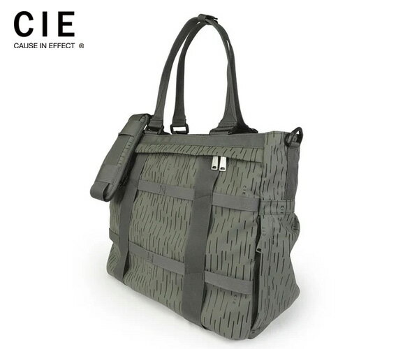 【関連キーワード】CIE/シー/032206-65/トートバッグ/オリーブ/カモ/ナイロン/CORDURA/PU/ファスナー/迷彩/撥水/防水/耐久性/ブランド/正規取扱店/正規品/ユニセックス/メンズ/レディース/学生/社会人/10代/20代/30代/40代/50代/60代/誕生日/就職祝い/父の日/母の日/クリスマス/バレンタイン/ホワイトデー/記念日/最強配送/商品説明 -LIMITED EDITION - RAIN CAMO - GRID3シリーズのLIMITED COLLECTIONである「RAIN CAMO」シリーズは東ドイツで生まれた迷彩パターンレインカモ「ストリヒターン」（Strichtarn） をベースにCIEオリジナルのレインカモ柄を作成し、INVISTA 社に依頼し開発したオリジナルマテリアル CORDURA® POLYCARBONATEに国内染工所で職人が手捺染でプリントしたマテリアルをGRID3の定番型で制作する特別なシリーズとなります。 通常のカラー展開の中で最もミリタリーライクで、GRID3シリーズ開始時から試作を繰り返し開発した「OLIVE」のカラーのみでの展開となります。 本体生地はINVISTA社に依頼し開発したオリジナルマテリアルCORDURA® POLYCARBONATEを使用しています。 ベース生地には摩擦、引裂きに強い耐久性に優れたCORDURA® 305Dポリエステルオックスの表面に通常のPUコーティングに比べ耐摩擦性、耐摩耗性、耐光性、加水分解による劣化スピードが遅い耐久性に優れたポリカーボネイト加工を施した防水性、撥水性に優れた素材を使用しております。 またテープディティールは高密度で織られた畝が特徴的なミリタリーライクなトジ織のナイロンテープを使用しております。 CORDURA別注織ネームはCIEオリジナルのオリーブカラー、CIEオリジナルピスネームは昔ながらのシャトル織機で織られたバックサテンのネームとなっております。 ZIPにはCIEオリジナル亜鉛ダイキャストのYKK製引手を使用しております。 本体はショルダー使いが可能な2WAYトートバッグとなっております。 また簡易的に手持ち可能なハンドルがあり、様々なシーンでの使用を想定しております。 前面にはZIPポケット、サイドにもL ZIPポケットと縦ZIPポケットを、背面には樹脂ホックのオープンポケットを配しております。 サイドL ZIPポケットのスライダーはボトルが落下する事がないようにオートマチックスライダーを使用しております。 また前ZIPポケット内にはメッシュ仕切りポケットや着脱可能なバックル式のキーリングを配しております。 CIEの機能美とデザインセンスは、ライフスタイルを楽しくさせてくれる遊び心に溢れています。 商品詳細画像は仕様が同じ、こちらのページでご覧下さい。 https://item.rakuten.co.jp/coolcat/032206-65 商品仕様 【ブランド】シー/CIE 【シリーズ】グリッド3 -レインカモ-/GRID3 -RAIN CAMO- 【素材】POLYCARBONATE 100%／POLYESTER 100%／NYLON 100% 【サイズ】幅440×高さ320×奥行130（mm） 【重量】約 750 グラム 【容量】約 16 L 【生産国】日本 素材についてのご注意 ※本体生地の防水性につきましては生地自体の防水機能となりますので、縫製部分、ファスナーから水が浸入する事がございます。 ※本体生地ポリカーボネート素材は鋭利な物での引っ掻きやファスナー等への挟み込みなどで傷が付く事がございます。