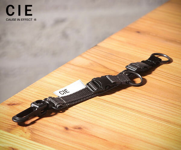 【ネコポス対象商品】CIE シー ダブルバックルス キーリング （カラー：グレー） 012000 | 誕生日プレゼント メンズ レディース ブランド プレゼント 男性 鍵 キーホルダー ファッション小物 小物 おしゃれ カギ かぎ かっこいい ギフト 彼氏 旦那 誕生日 ホルダー