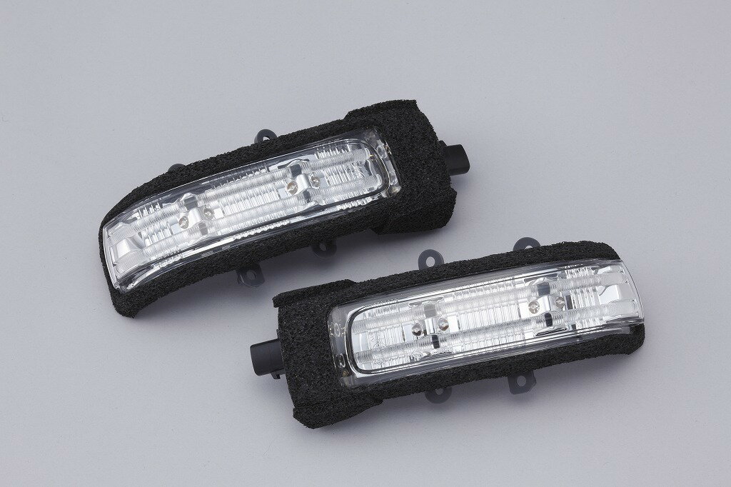 Rakuten - ドアミラーウィンカーLEDランプ　クリア　ヴェルファイア他用メーカー名　SoulMates商品番号　GT-186【仕様】※　保安基準適合商品　Eマーク取得済み※　保安基準適合商品　SAE取得済み※　【1年保証】付き※　信頼の台湾製
