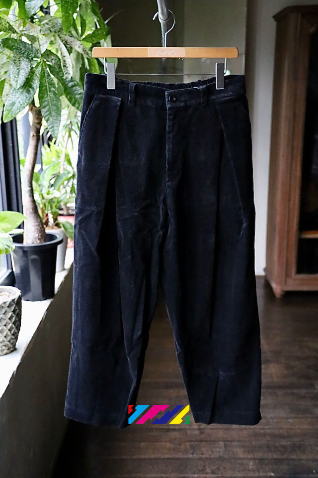 【is-ness / イズネス】25AW CORDUROY TUCK TROUSERS (25AW_31_2020AWPT06-W)BLACK☆新作発売！