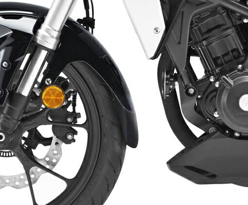 ■適合モデル：CB250R 18-画像は他との共通イメージの場合があります【商品説明】ピラミッドは、1986年の創業以来約30年の歴史を持つヨーロッパではメジャーなイギリスに本拠を持つバイクの外装メーカーです。イギリスらしく奇をてらったデザインは無く、シンプルでありながら機能性の高いパーツを開発・生産にこだわります。デザインがシンプルゆえに厭きがこず、バイク自体のデザイン性をそこないません。　■イギリス製品ならではのシンプルかつ高機能なパーツです。この小さなパーツ1つでフロント下周りの汚れや飛び石のダメージが大きく軽減されます。