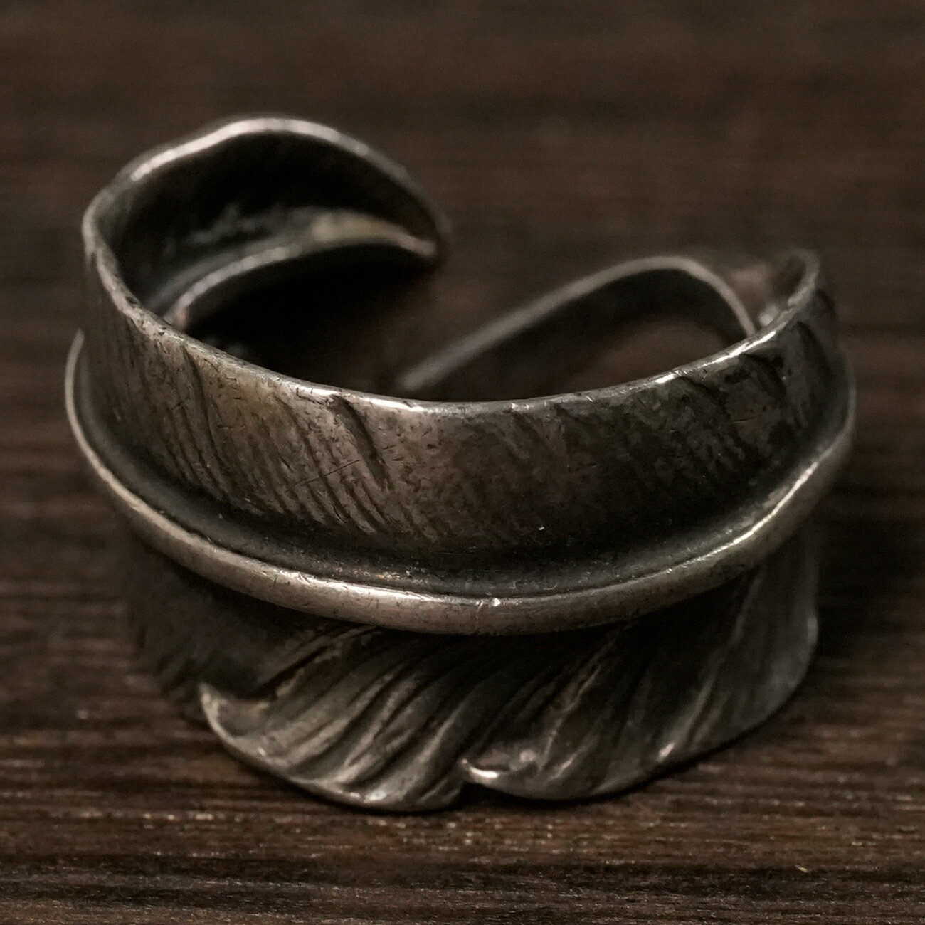 【8%OFFクーポン配布中！マラソン期間限定】ゴローズ(goro's) SVフェザーリング アクセサリー シルバー..