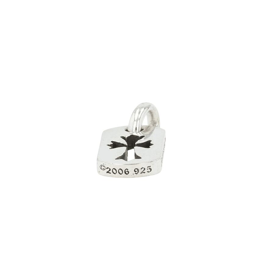 クロムハーツ(chrome hearts) タイニーカットアウトクロス ドッグタグ TINY CO CRO...
