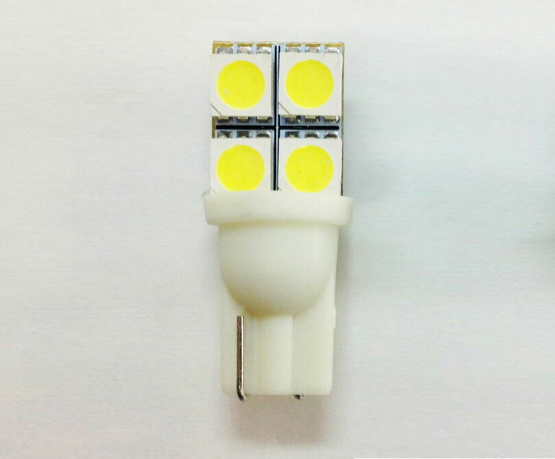 T10 led 4連 ラゲッジランプ（1個）スバル フォレスター SJ アイサイト搭載車におススメ　 カスタム パーツ アクセサリー ドレスアップ【送料無料】