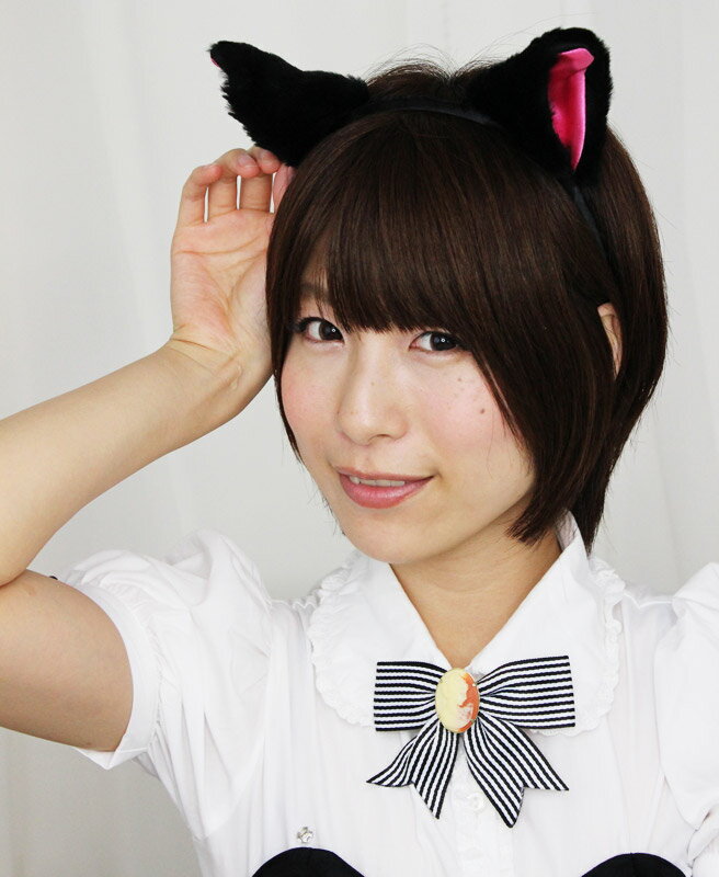 フワフワ猫耳カチューシャ単品 横耳 コスプレ 可愛い カチューシャ 帽子 ヘッドアクセサリー アニメ アイドル ハロウィン イベント 余興 仮装 大人 コスチューム 衣装