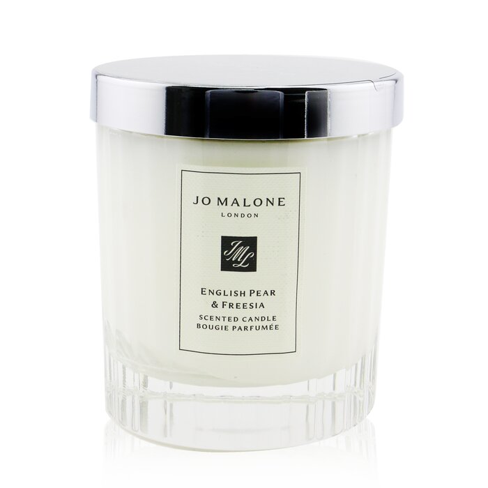 楽天coscoraジョーマローン English Pear & Freesia Scented Candle （Fluted Glass Edition） 200g （2.5 inch） 送料無料 【楽天海外通販】 Jo Malone English Pear & Freesia Scented Candle （Fluted Glass Edition） 200g （2.5 inch） 送料無料 【楽天海外通販】