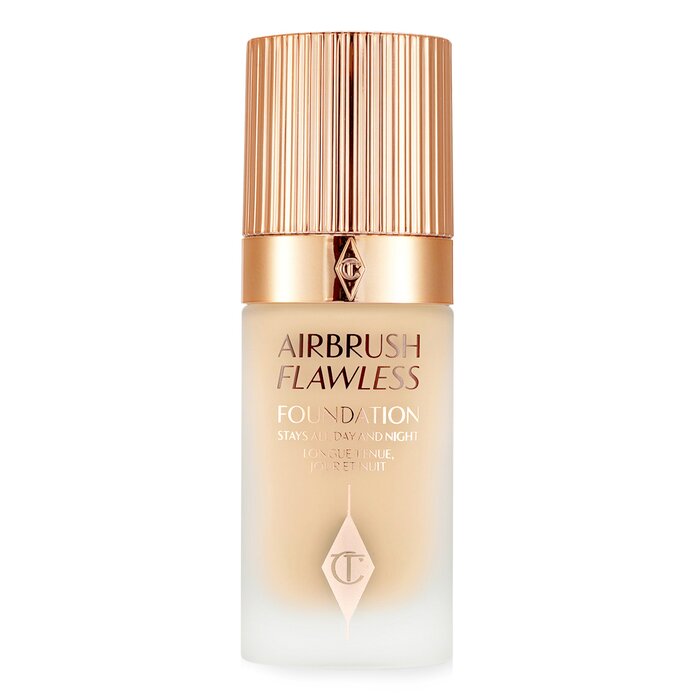 シャーロット ティルブリー エアブラシ フローレスファンデーション No. 3 Warm 30ml Charlotte Tilbury Airbrush Flawless Foundation - No. 3 Warm 30ml 送料無料 【楽天海外通販】