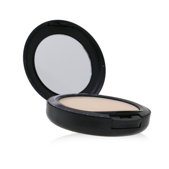 }bN X^WItBbNXpE_[vXt@f[V - NW18 15g MAC Studio Fix Powder Plus Foundation - NW18 15g  yyVCOʔ́z