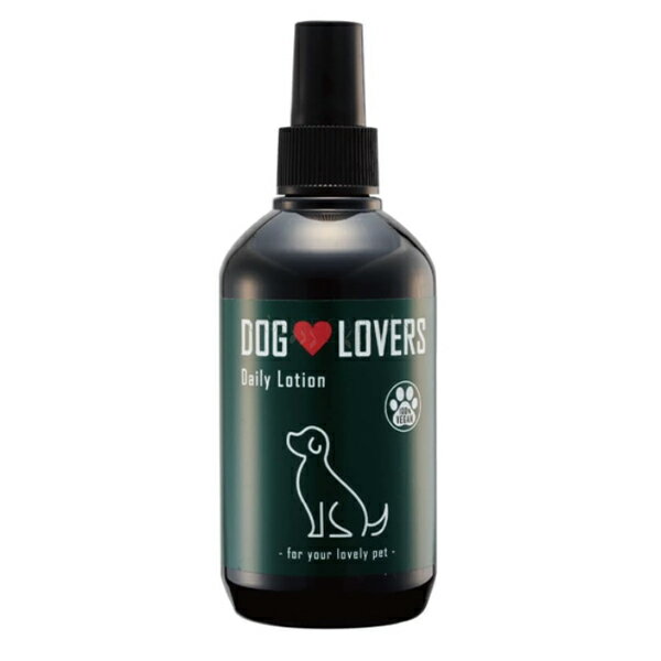 メーカー 【 DOG LOVERS 】【 ドッグラバーズ 】 商品名 DOG LOVERS デイリーローション 内容量 250ml 商品説明 大切なワンちゃんのために高品質なケアを 100％ヴィーガンの国産マイルド処方犬用洗い流さないローション ケラチンなどの動物由来成分を一切使わないマイルドな処方で、敏感肌のワンちゃんにも使える犬用の洗い流さないローション。 厳選した天然ハーブや複合アミノ酸を配合し、1日1回毎日使用することにより、被毛を洗浄し、健やかに保ちます。 また被毛水分と油分を補い、ツヤとうるおいを保つのと同時に、香りにより不快臭を抑えます。 皆様の大切なワンちゃんへ高品質なヘアケアを提供します。 ■100％ヴィーガン 動物由来成分不使用。 マイルドな処方で、敏感肌のワンちゃんにも使用可能です。 厳選した天然ハーブや複合アミノ酸を配合。 皮膚や被毛を健やかに保ちます。 ■臭い対策 チャ葉エキス（チャノキの葉から抽出された植物エキス）：臭い対策成分 ベンザルコニウムクロリド：殺菌剤 炭酸水素ナトリウム（ICW）：炭酸水素塩泉の成分でもあり、皮膚と被毛を清浄にします。 香料：サニーフルーツのさわやかな香りで、犬の不快臭を抑えます。 ■敏感肌のワンちゃんに使用できるマイルドな処方 原料水は一般的な精製水ではなく、マイナスイオン酸素水（O2W）を使用。 通常の精製水よりもマイナスイオンやミネラルを豊富に含み、酸素量を高めた皮膚にもやさしい良質の水で、有用成分の浸透性を高める効果も期待できます。 また、犬用にpH値を調整。 人間の皮膚は弱酸性、犬の肌は一般的に中性から微アルカリ性のため、犬の皮膚の微アルカリ（7～7.5）にあわせた処方です。 ■皮膚病予防 パンテノール：皮膚保護。ビタミンB群パントテン酸の誘導体。皮膚を保護し健やかに保ちます。 ベンザルコニウムクロリド：殺菌剤。臭い消しの効果が期待できます。 ソメイヨシノ葉エキス：皮膚病予防。別名サクラ葉エキス。フラボノイドなどのポリフェノール類を豊富に含む。また皮膚の乾燥を防ぎ、かゆみを抑えます。 メリアアザジラクタ葉エキス：皮膚病予防。インド・アーユルベーダでも使用されるハーブから抽出されたエキス。 ローズ水：皮膚病予防。バラの花を蒸留して得られる水。 使用方法 1日1回ご使用ください。 まず被毛をよくブラッシングし、その後、顏や粘膜を避け、被毛に数回直接スプレーし手で被毛全体に馴染ませるか、一度手に数回スプレーし、軽く揉み込んでから被毛全体に馴染ませてください。 洗い流す必要はありません。 主要成分 ■ソメイヨシの葉エキス 別名サクラ葉エキス。 フラボノイドなどのポリフェノール類を豊富に含み、皮膚の乾燥を防ぎ、かゆみを抑えます。 ■メリアアサジラクタ葉エキス インドなど南アジアに生息するニーム葉から抽出されたエキス。 皮膚を保護し、健やかに保ちます。 ■ヘチマ果実/葉/葉エキス ヘチマから抽出されたエキス。 アミノ酸やサポニンを豊富に含み、被毛にツヤとうるおいを与えます。 ■炭酸水素ナトリウム 温泉（炭酸水素塩泉）の成分で、皮膚と被毛を洗浄します。 製造国 日本製 商品区分 化粧品 広告文責 コスメガーデン TEL:052-715-9322