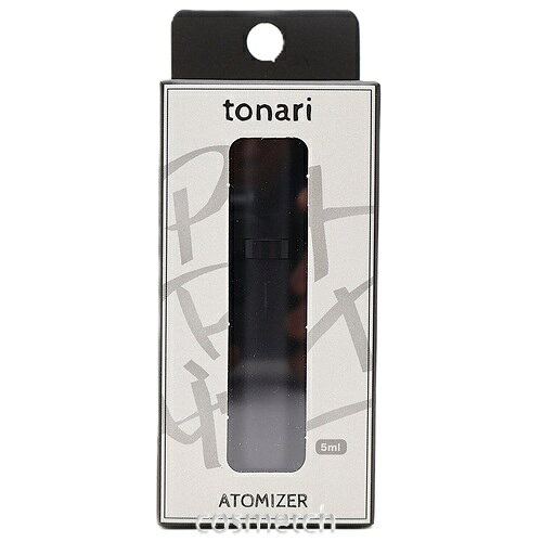 商品番号 4540811805891 メーカー名 - 商品名 tonari アトマイザー ブラック (香水用詰め替え容器) 商品説明 お気に入りの香水を持ち歩こう！手を汚さずにクイック充填！持ち運びに便利な香水アトマイザーです。内容量は週一の詰め替えでも十分な使いやすい5mlサイズ（使用頻度には個人差があります）。おしゃれな容器＆好きな香りでより一層気分も上がります。全12色あるので、香りに合わせてカラーバリエーションをそろえるのもおすすめです！ 区分 雑貨 原産国 中国 ◆購入履歴からのキャンセル及び修正について 　ご注文のタイミングによっては、お客様自身での購入履歴からのキャンセル、 　修正を受け付けることができない場合がございます。 ◆当店で取り扱っている商品は並行輸入品です（一部国内商品を除く） 　・予告なく商品パッケージが変更となる場合があり、掲載画像と異なる事がございます。 　・仕様や処方、香りなどが国内販売商品と異なる場合がございます。 　・海外からの輸入運搬の際に生じます外装箱の若干のキズや汚れ、 　　パッケージなどのへこみ(空輸等による気圧の変化による商品のへこみも含む)、 　　外装フィルム(シュリンク)のキズなどはご容赦ください。 　・商品によっては外装フィルム(シュリンク)で包まれていない場合があります。 　つきましては、これらを理由とした返品はお断りさせていただきますのでご了承ください。 ◆商品の香りについて 　天然の香料を使用している商品は、製造時期、気温(温度)や気候、 　原材料の収穫時期などにより若干の差があります。 　また、開封直後やご使用される方の体調などによっても、香りの違いを感じる場合があります。 　しかし、各ブランドとも規格の範囲内で製造されていることから、 　香りや色が大幅に変わることはないため、 　[ 微妙な違和感 ] などの理由による返品はお受けできませんのでご注意ください。 ◆原産国につきましては現在メインで仕入れている国名を表示しております 　仕入れ先や仕入れ時期により原産国が変わる場合がございますのでご了承下さい。 その他、『購入に関する注意事項』をご確認いただき、ご了承の上ご注文をお願いいたします。 ⇒ 『購入に関する注意事項』ページへ移動 広告文責：セレクティヴ株式会社（03-5807-0882）tonari アトマイザー ブラック (香水用詰め替え容器)