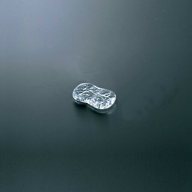 青山硝子 あさつゆ 箸置 和食器 (5個セット) (MAY-SR)青山硝子 あさつゆ 箸置 和食器プロの料理人の細かなニーズに対応した青山硝子の和食器 商品詳細 メーカー 青山硝子 シリーズ あさつゆ サイズ W55×D32(mm) 容量 - 材質 ガラス 産地 - 備考 -青山硝子 あさつゆ 箸置 和食器 (5個セット) (MAY-SR)
