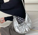 バッグ シルバー メタル カラー 絞り 三日月 ムーン レザー PU ショルダー デニム2WAY ヒット おしゃれ シルバー 韓国 ハンドバッグ 定番 きれいめ おしゃれ 夏 春 コーデ 便利 人気 話題 カジュアル Hロゴ オトナカワイイ お出かけ ヒット商品(4)