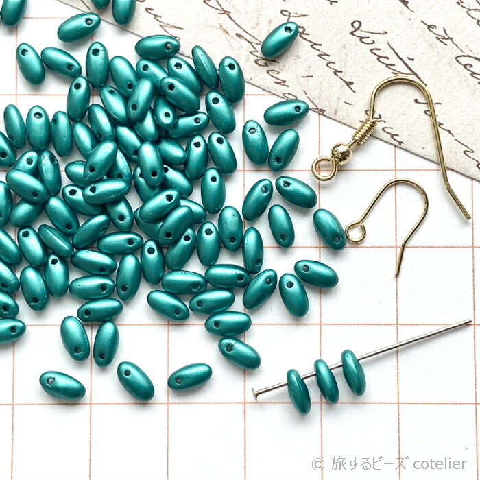 Rakuten - チェコビーズ 【2.5x6mm 6g 約80個】メタリックエメラルドマット リゾ ライス ガラス ビーズ 輸入ビーズ A021