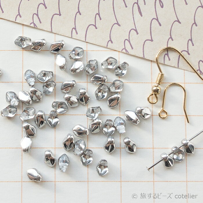 チェコビーズ 【3x5mm 3g 約45個】 クリスタルラブラドール シルバー ゲッコー ひし形 ガラス ビーズ 手芸 専門店 A230
