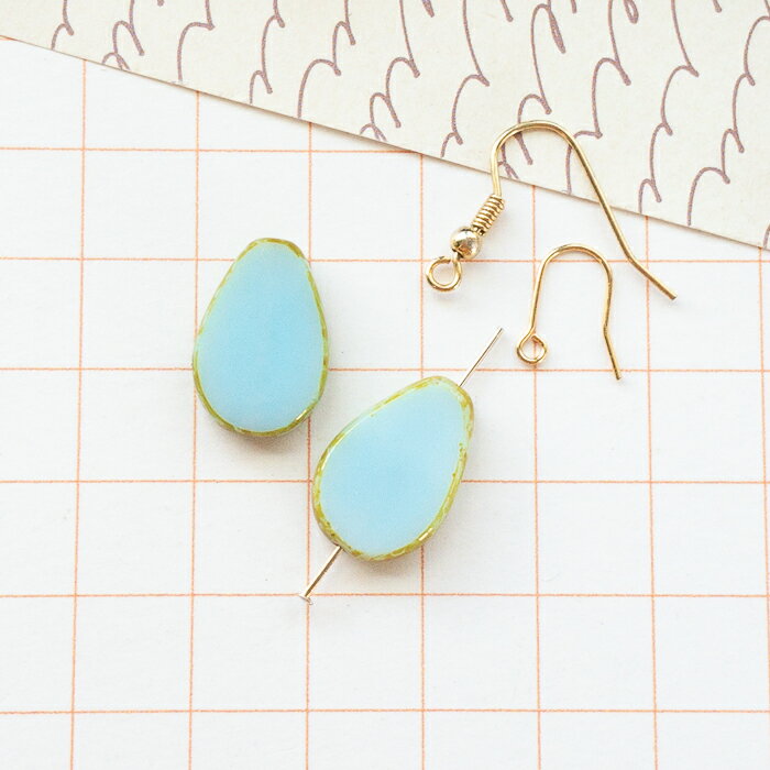 チェコビーズ 【18x12mm 2個】 ライトブルー ピカソ フラットドロップ テーブルカット ガラスビーズ E203