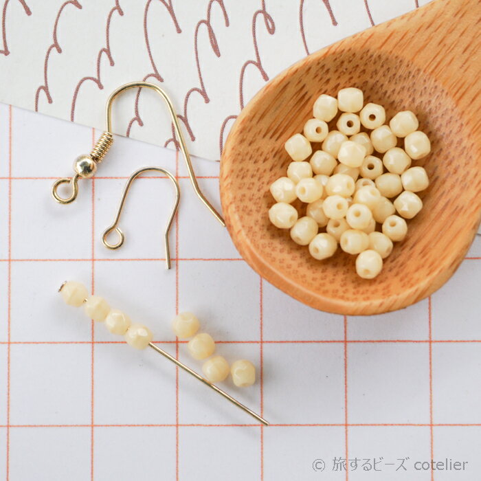 チェコビーズ 【3mm 30個】ベージュ ファイアポリッシュ ガラス ビーズ 輸入ビーズ FP3-087