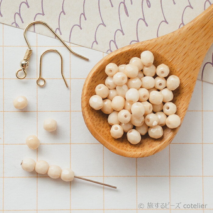 チェコビーズ 【4mm 50�