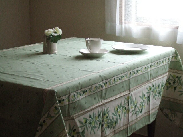 【フランス直輸入】プロバンス★コットンテーブルクロス（155×250cm）ラマチュエル緑【HLS_DU】
