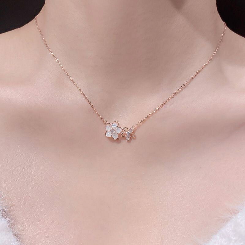 Rakuten - ネックレス 桜 レディース レディースネックレス サクラ 花 フラワー 女性 アクセサリー ピンクゴールド 花びら 鎖骨ネックレス