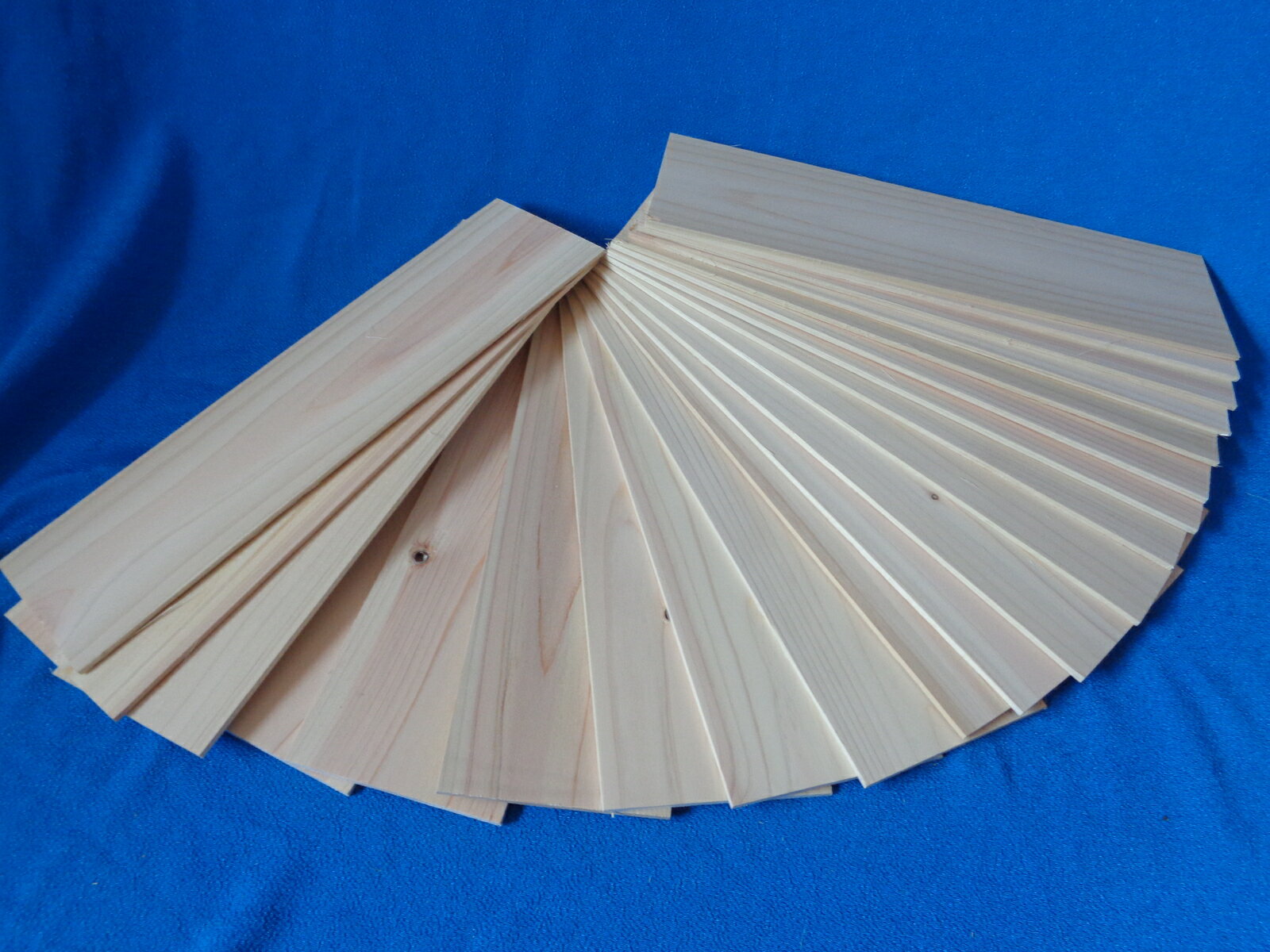 Rakuten - 桧薄板　　300×85×3　20枚入り