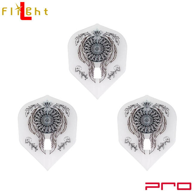 ※ご覧頂いているディスプレイの設定等により、実物と色合いが異なる場合がございます。※この画像はDarts HiVeが作成しており、文章・写真などの複製、無断転載を禁じます。※内容物・商品仕様は予告なく変更となる場合がございます。 ■商品仕様 スペックデータ &nbsp; 形状 内容量 ：スモール(シェイプ) ：3個 ■商品説明 2025.12.9 発売商品 SUPER DARTS 2025に出場した、久保田將裕選手のシグネイチャーフライトが登場。 久保田選手のユニフォームアートを手がけるデザイナーによるスペシャルなデザインです。 デザインのモチーフは“世界へ羽ばたく久保田將裕選手”。 クリアホワイトのベースにブラックのみを使ったモノトーンデザインは、 エルフライトならではの立体感と相まって、手元で強い存在感を放つ仕上がりです。 スモールとカイト、2つの形状を展開しています。 ■ご注文前に必ずご確認下さい 【仕様・付属品に関して】 ※商品ページ掲載の商品仕様や、パッケージ・デザイン・付属品等は、予告無しに変更となる場合がございます。 予め、ご理解・ご了承の上、ご注文下さい。 Masahiro Kubota