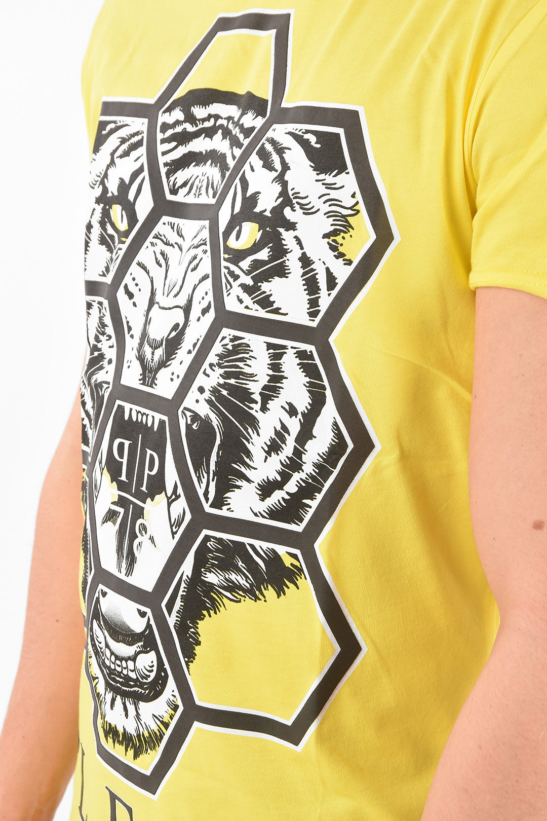 PHILIPPPLEINフィリッププレインYellowトップスS19CMTK4791PJY002N09メンズHOMMEEST.1978BACKPRINTEDEXAGONTIGERV-NECKT-SHIRT【関税・送料無料】【ラッピング無料】dk