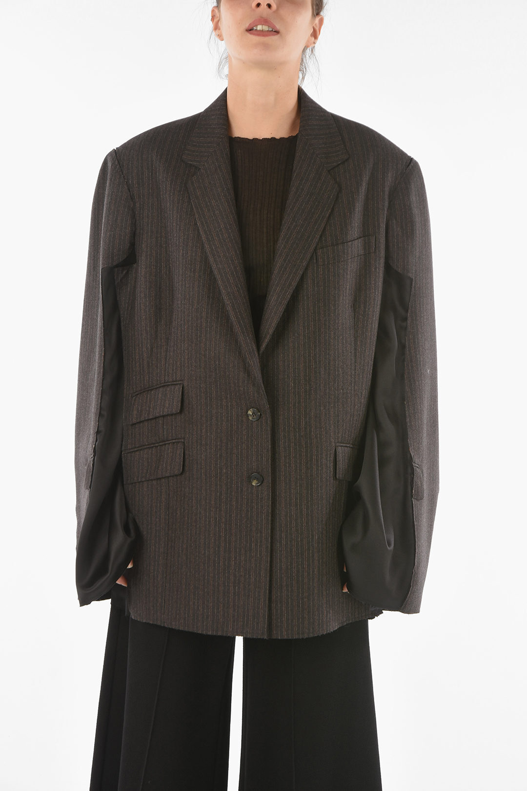 MAISON MARGIELA メゾン マルジェラ Brown ジャケット S29BN0348 S47913 860F レディース CAPE-SLEEVED PINSTRIPED OVERSIZED BLAZER 【関税・送料無料】【ラッピング無料】 dk