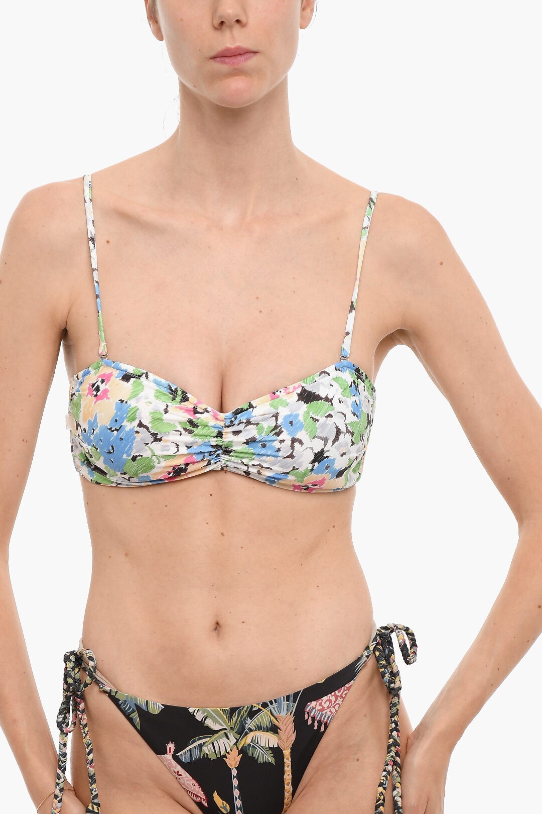 【土日限定クーポン配布中！】 GANNI ガニー スイムウェア A4065 5792 228 レディース FLORAL PATTERNED BANDEAU BIKINI TOP 【関税・送料無料】【ラッピング無料】 dk